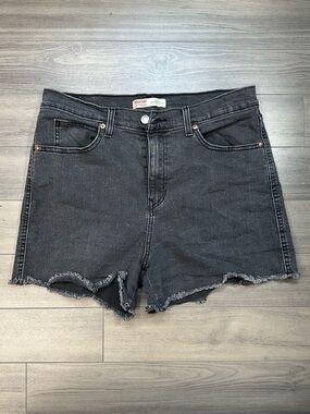 Levi's Signature Black Raw Hem Denim Shorts | High Rise Shorts